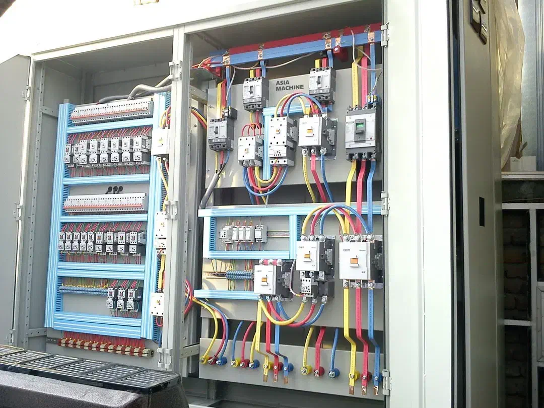 خدمات برق صنعتی و ساختمان|خدمات پیشه و مهارت|کاشان, سه راه پرورشگاه|دیوار