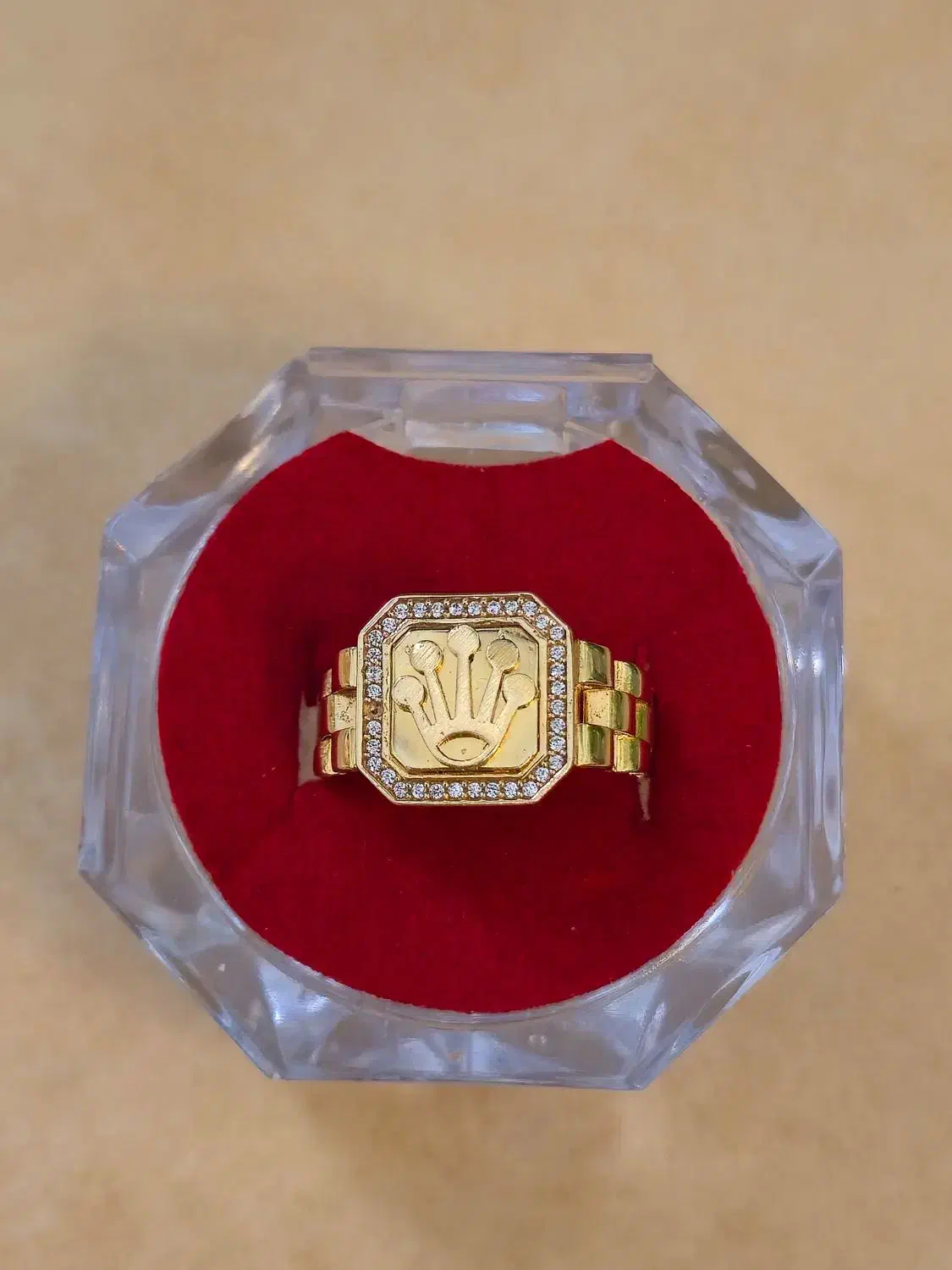 دستبند و انگشتر طلا رولکس|جواهرات|شیراز, شاهچراغ|دیوار