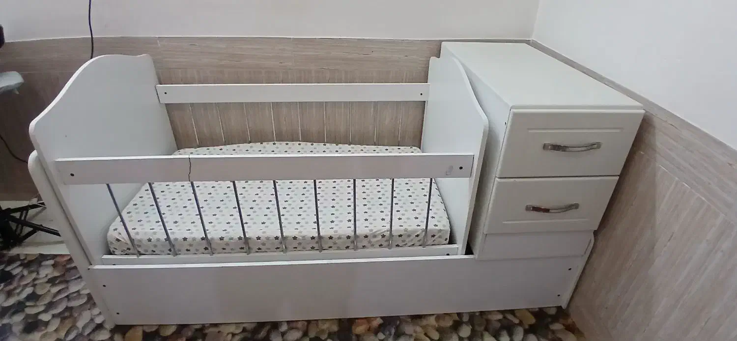 تخت کودک ونوجوان|تخت و سرویس خواب|بیرجند, |دیوار