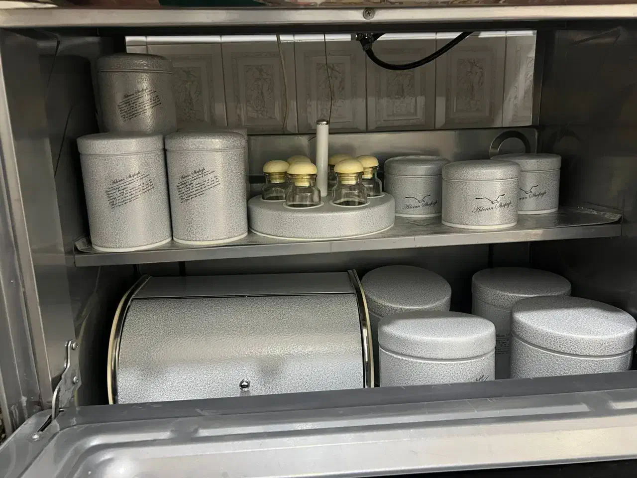 اورانوس|ظروف نگهدارنده، پلاستیکی، یک‌بارمصرف|خمینی‌شهر, |دیوار