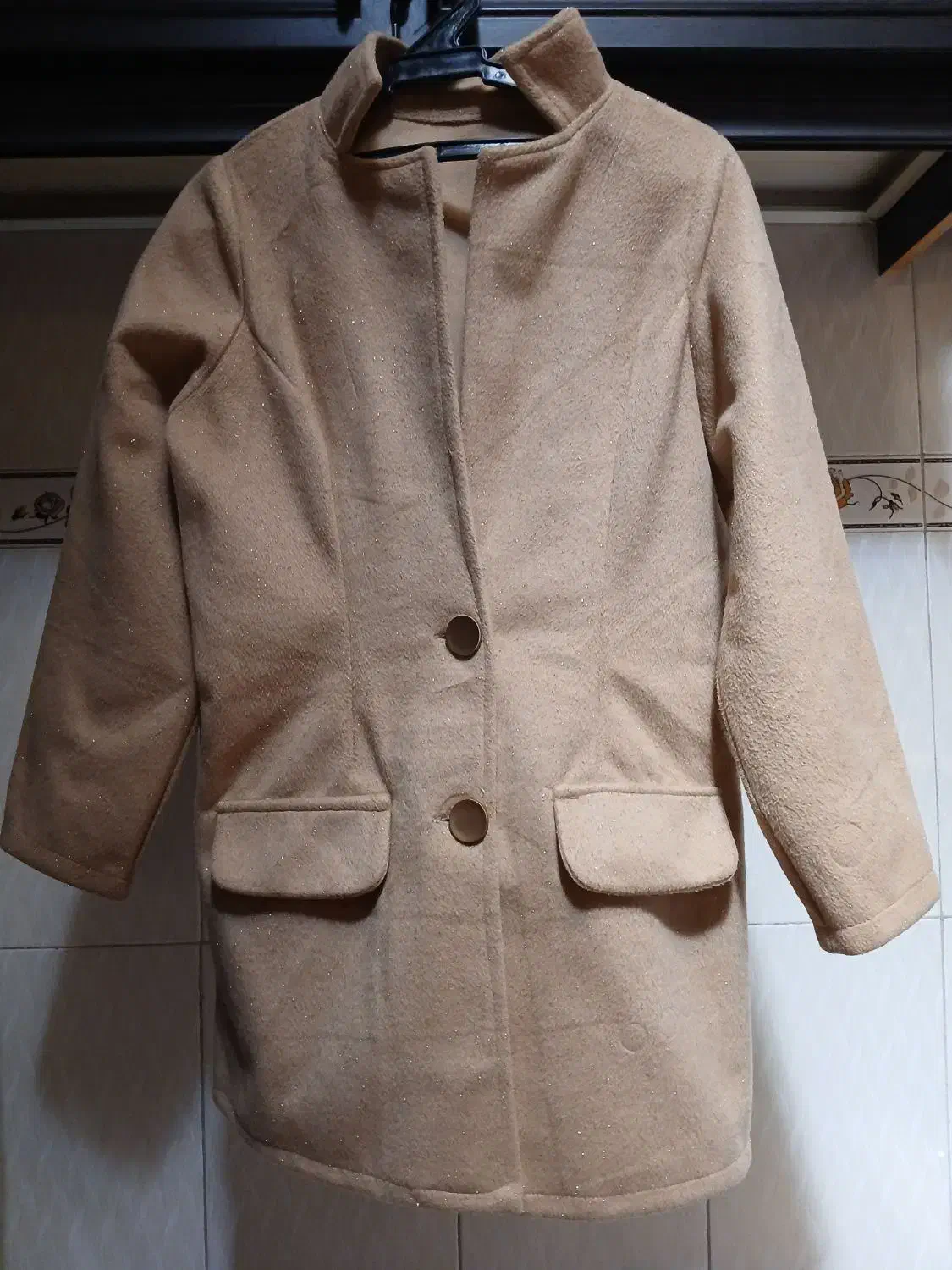 در حد نو|لباس|بهارستان, |دیوار