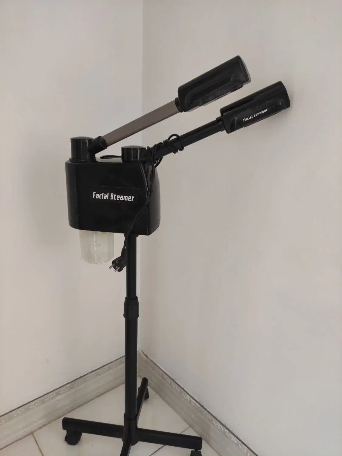 لوازم پاکسازی|آرایشگاه و سالن‌های زیبایی|قرچک, پویینک|دیوار