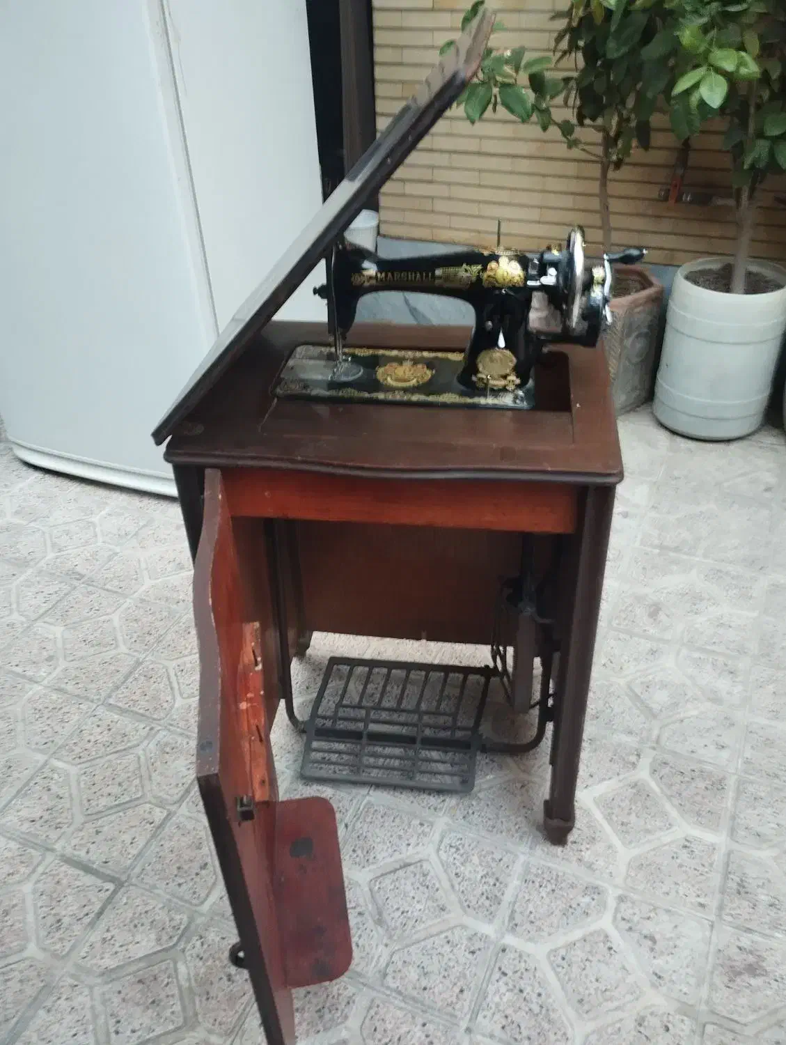 چرخ خیاطی قدیمی|کلکسیون اشیاء عتیقه|تهران, بوستان ولایت|دیوار