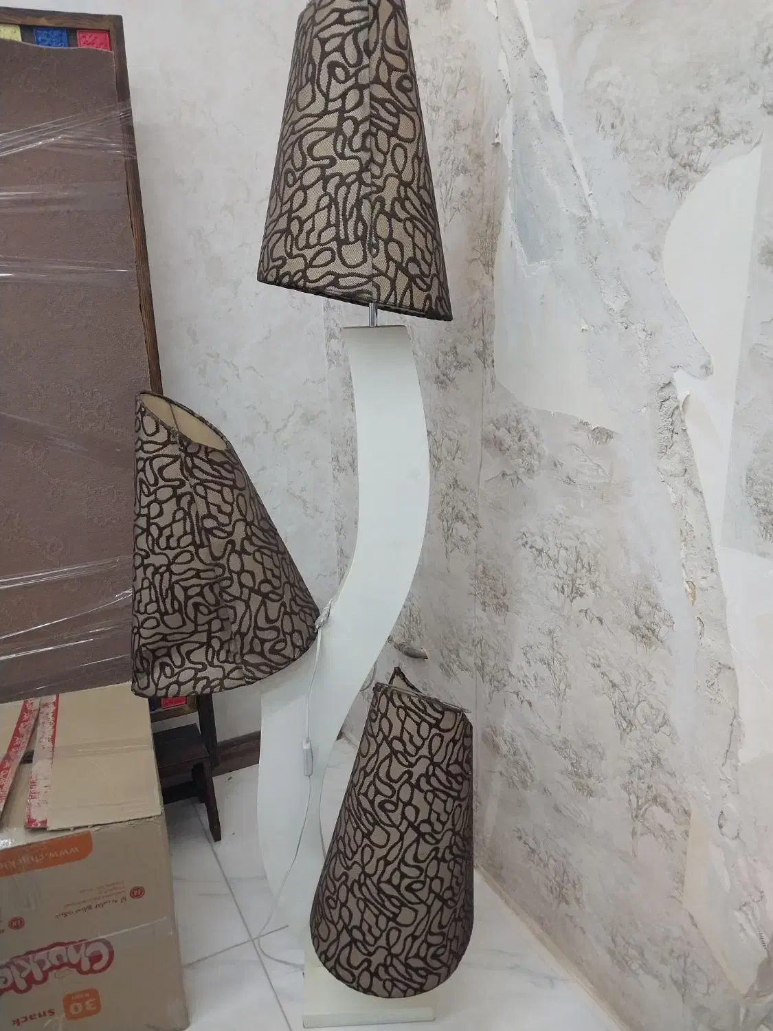 آباژور|چراغ خواب و آباژور|شیراز, تندگویان|دیوار