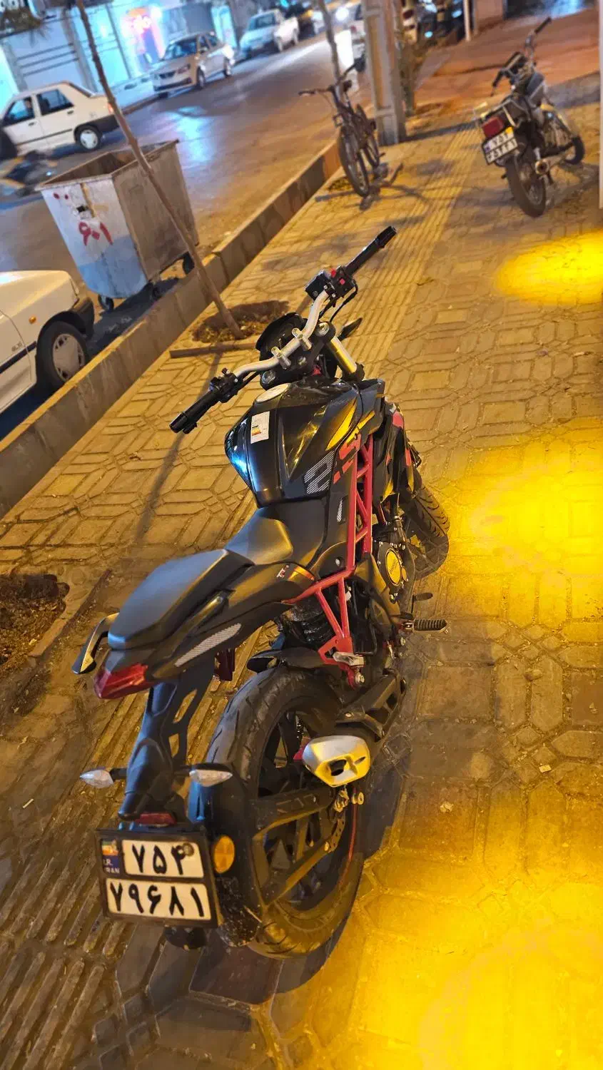 بنلی ۲۵۰ به قیمت|موتورسیکلت|گرمسار, |دیوار