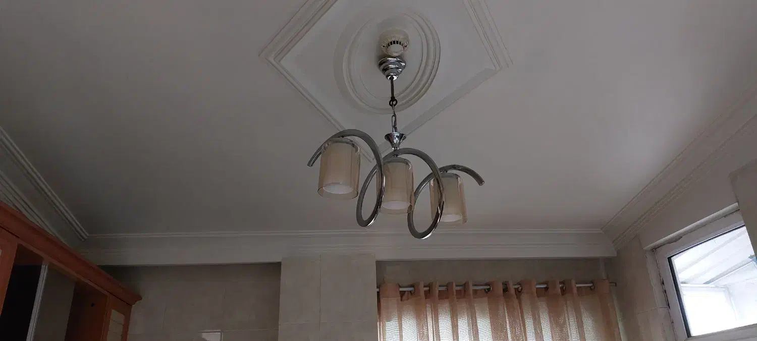 لوستر ۸ شاخه و ۳ شاخه برنجی در حد نو|لوستر و چراغ آویز|کرج, فاز ۱ مهرشهر|دیوار