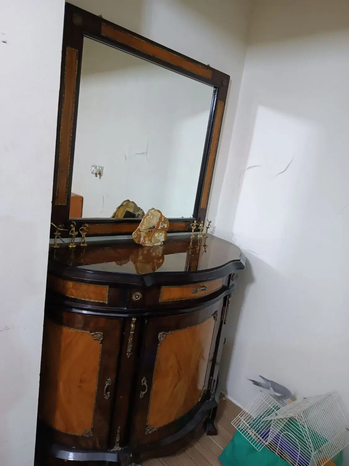 آینه و کنسول|بوفه، ویترین، کنسول|کرمانشاه, |دیوار