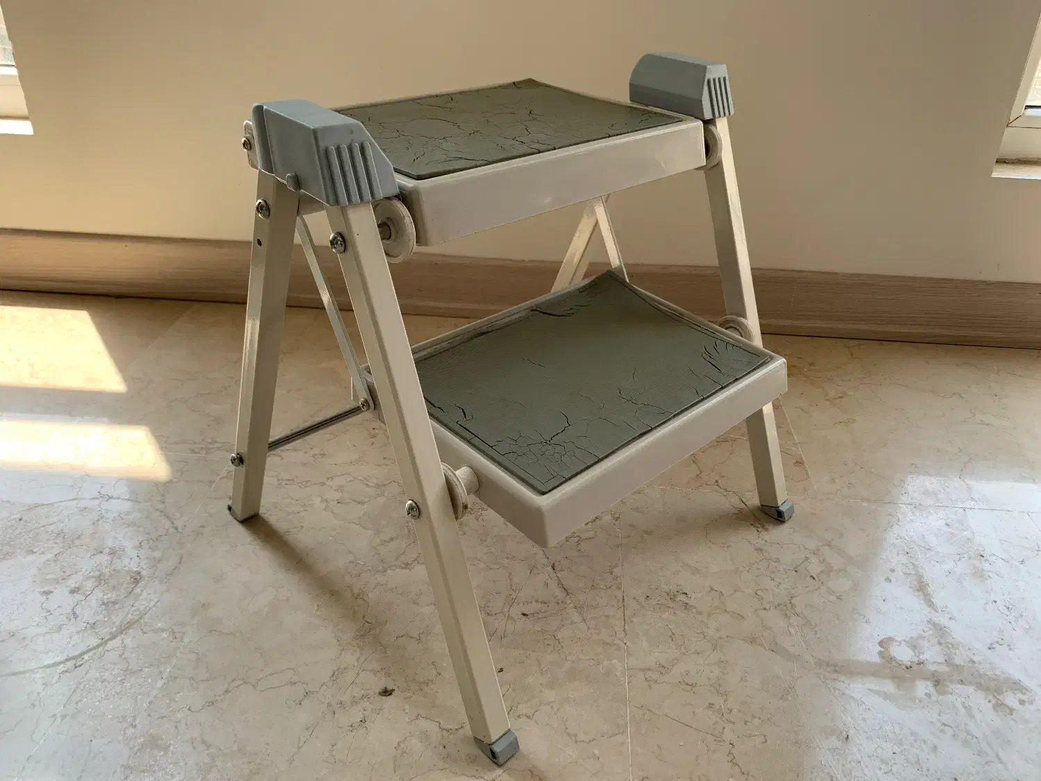 نردبان دو پله آهنی|ابزارآلات|تهران, سوهانک|دیوار