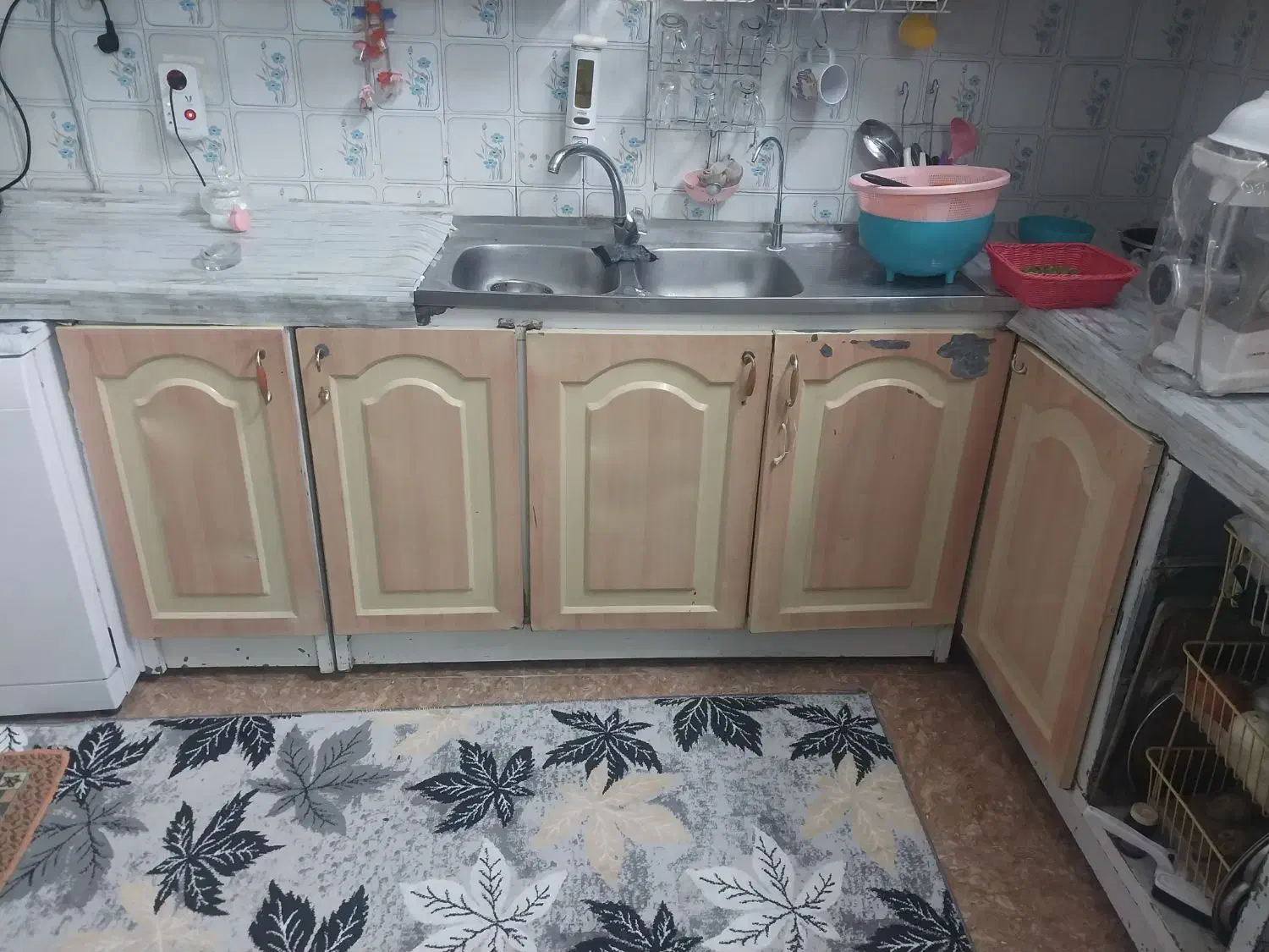 کابینت آهنی سالم|آب‌چکان و نظم‌دهنده ظروف|یزد, |دیوار