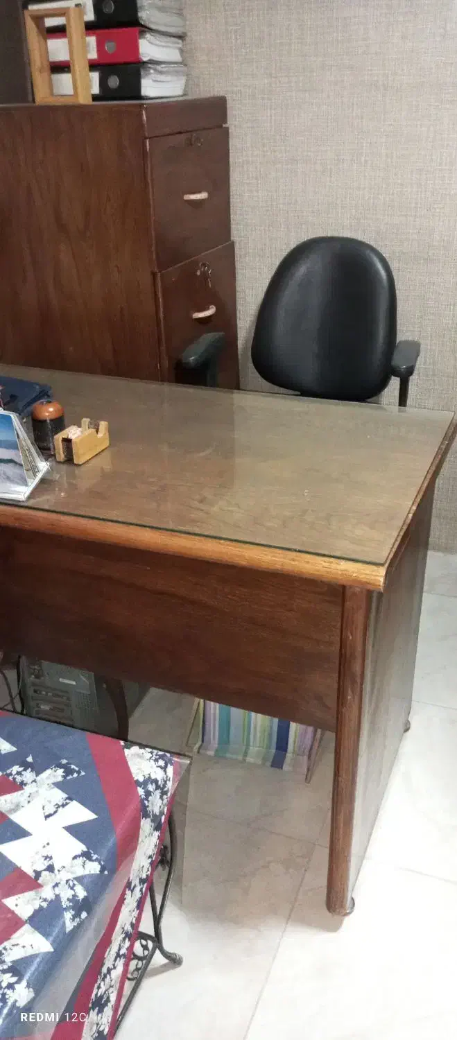 میز مدیریت ،فایل ،صندلی چرخ دار|دفتر کار|احمدآبادمستوفی, |دیوار