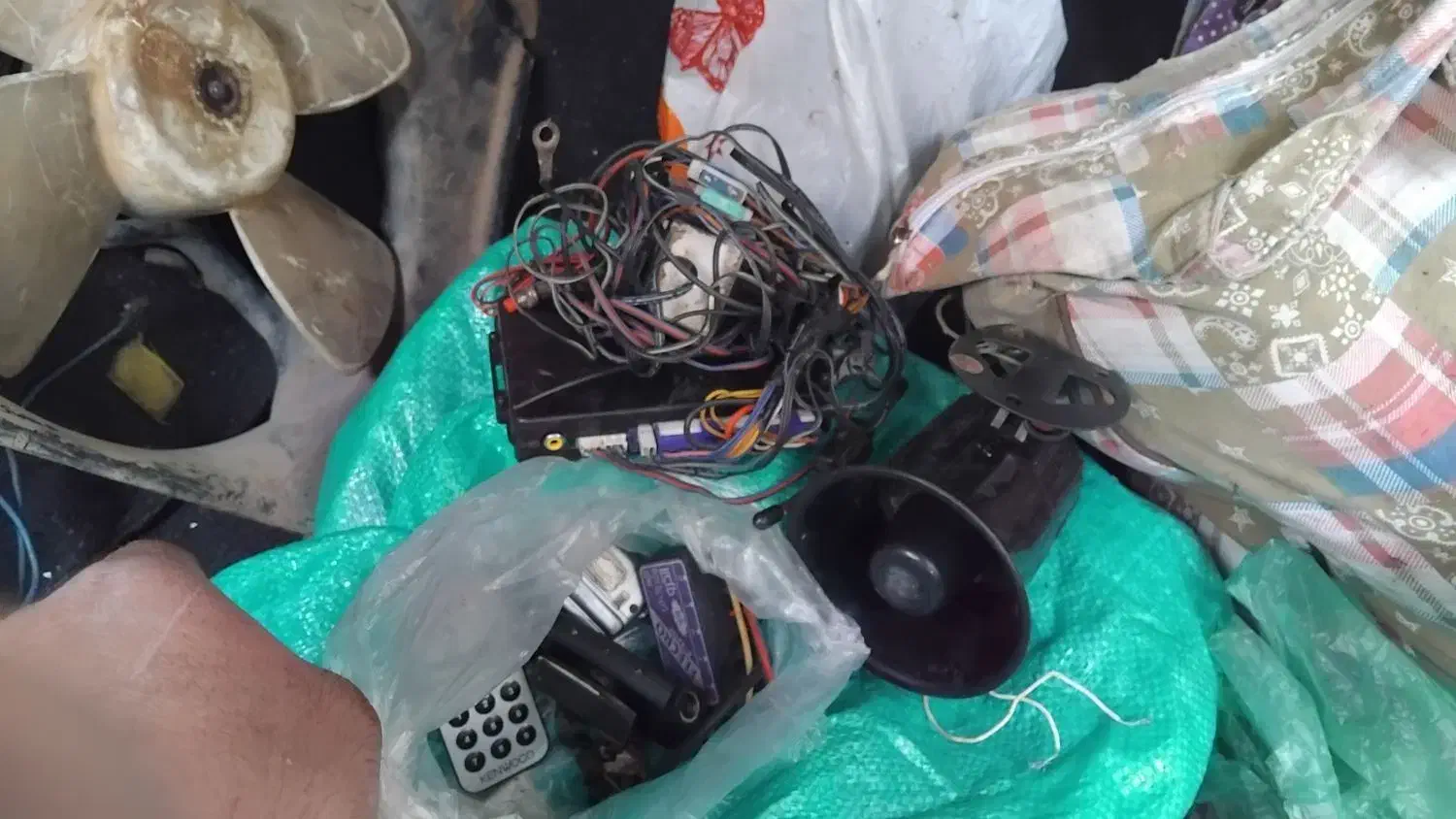 دوزدگیر پراید|صوتی و تصویری|رشت, نخودچر|دیوار