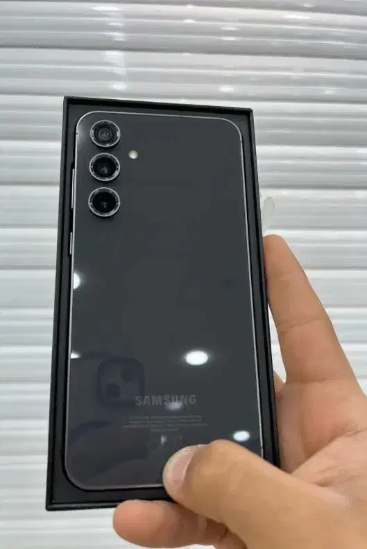 S23feدرحد بدون ایراد و درجه یک|موبایل|اسلامشهر, شهرک انبیا|دیوار