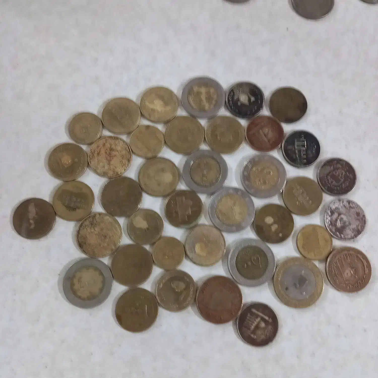 سکه قدیمی وبدلیجات ونقره|کلکسیون اشیاء عتیقه|تربت‌حیدریه, منصوریه|دیوار