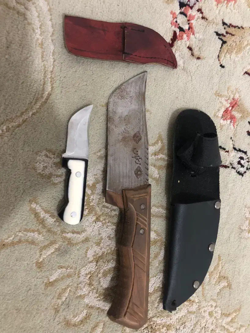 چاقو|کلکسیون اشیاء عتیقه|همدان, |دیوار