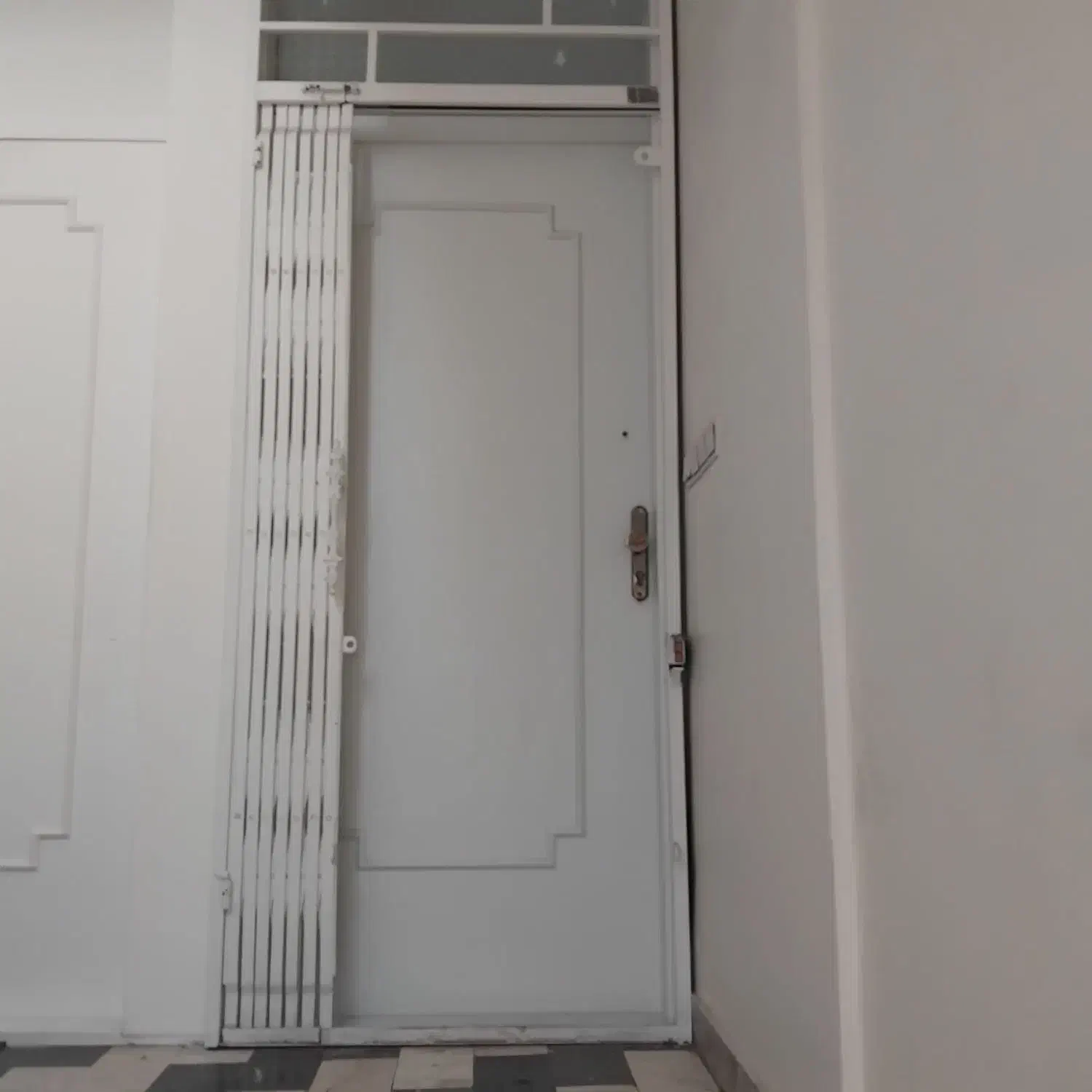 واحد ۸۵ متر دو خوابه چهارراه ولیعصر بزرگمهر