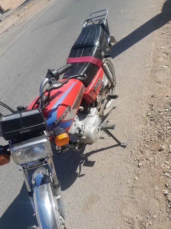 موتور۱۲۵مدل۹۰|موتورسیکلت|کاشان, الغدیر|دیوار