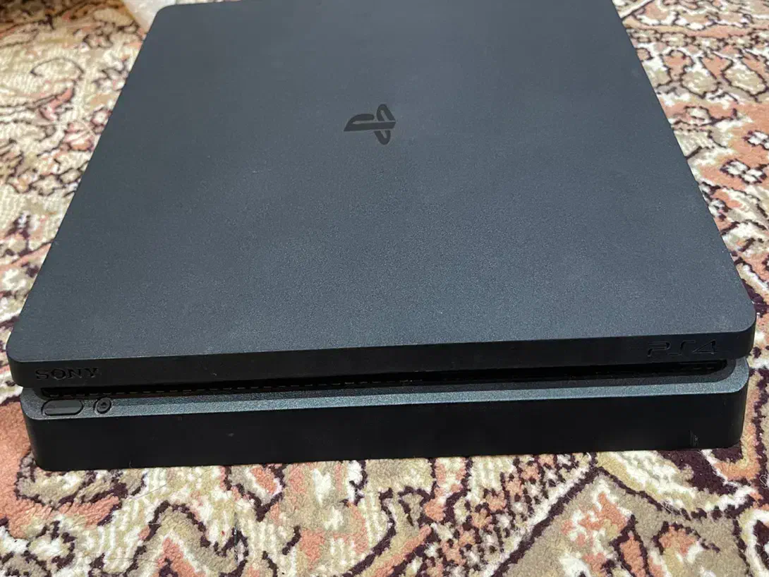 PS4 Slim|کنسول، بازی ویدئویی و آنلاین|کاشان, صنعت|دیوار
