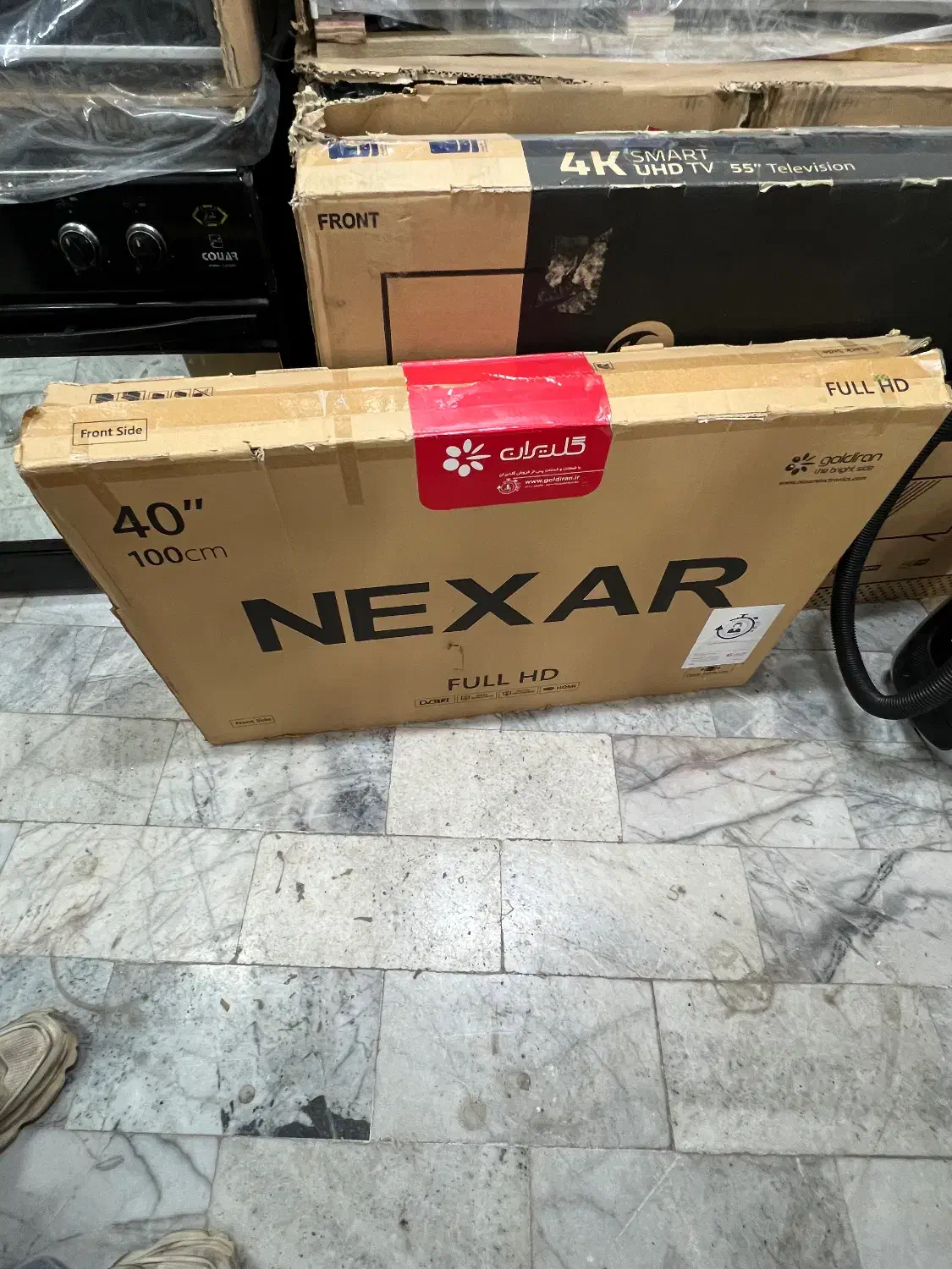 40 اینج در حد اکبند|تلویزیون و پروژکتور|چهارباغ, |دیوار