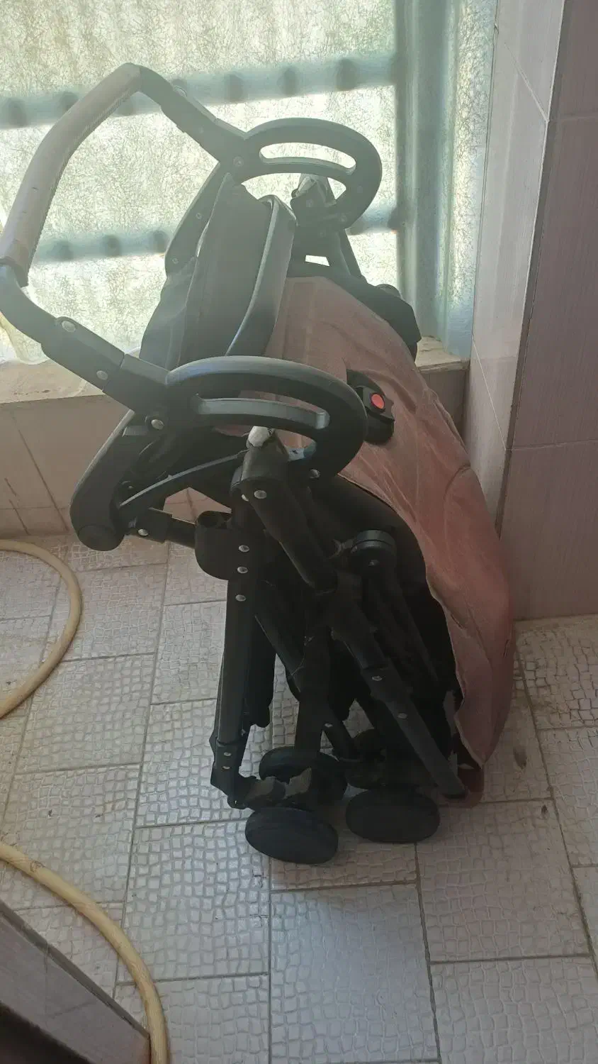 کالسکه تاشو مسافرتی بی بی فور لایف آلمان|کالسکه و لوازم جانبی|صباشهر, |دیوار