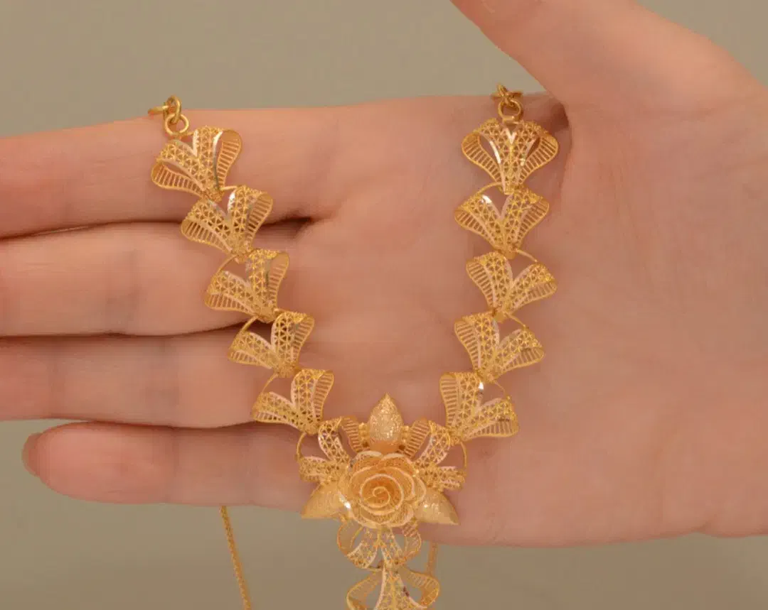 گمشده طلا|اشیا|میامی, |دیوار