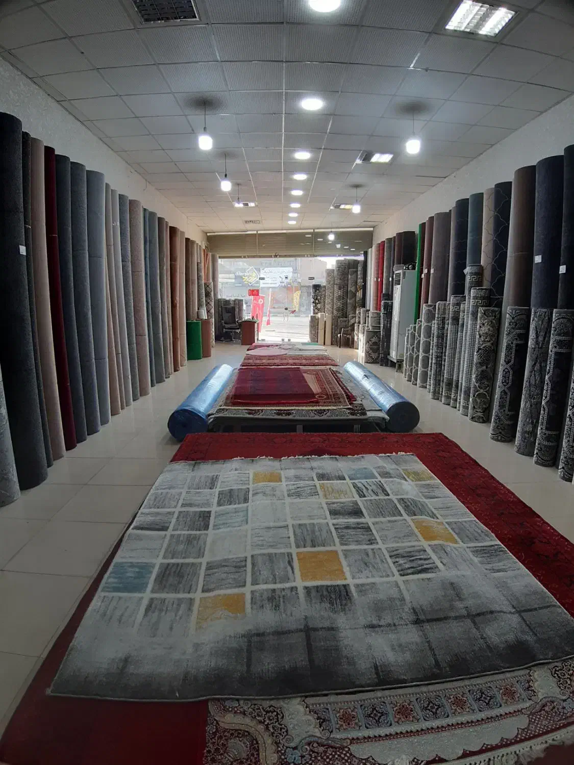 موکت گلیم چمن دوخت موکت پالازظریف مصور پادری کناره|موکت|اندیمشک, |دیوار