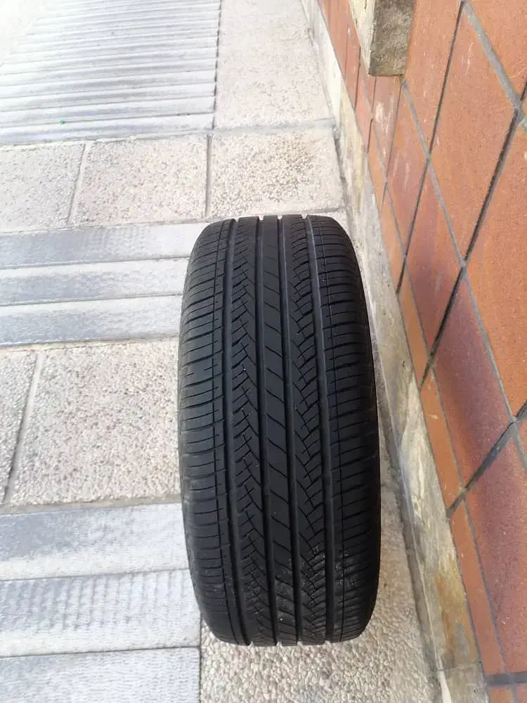 لاستیک چانگان|قطعات یدکی و لوازم جانبی|شیراز, قدوسی غربی|دیوار