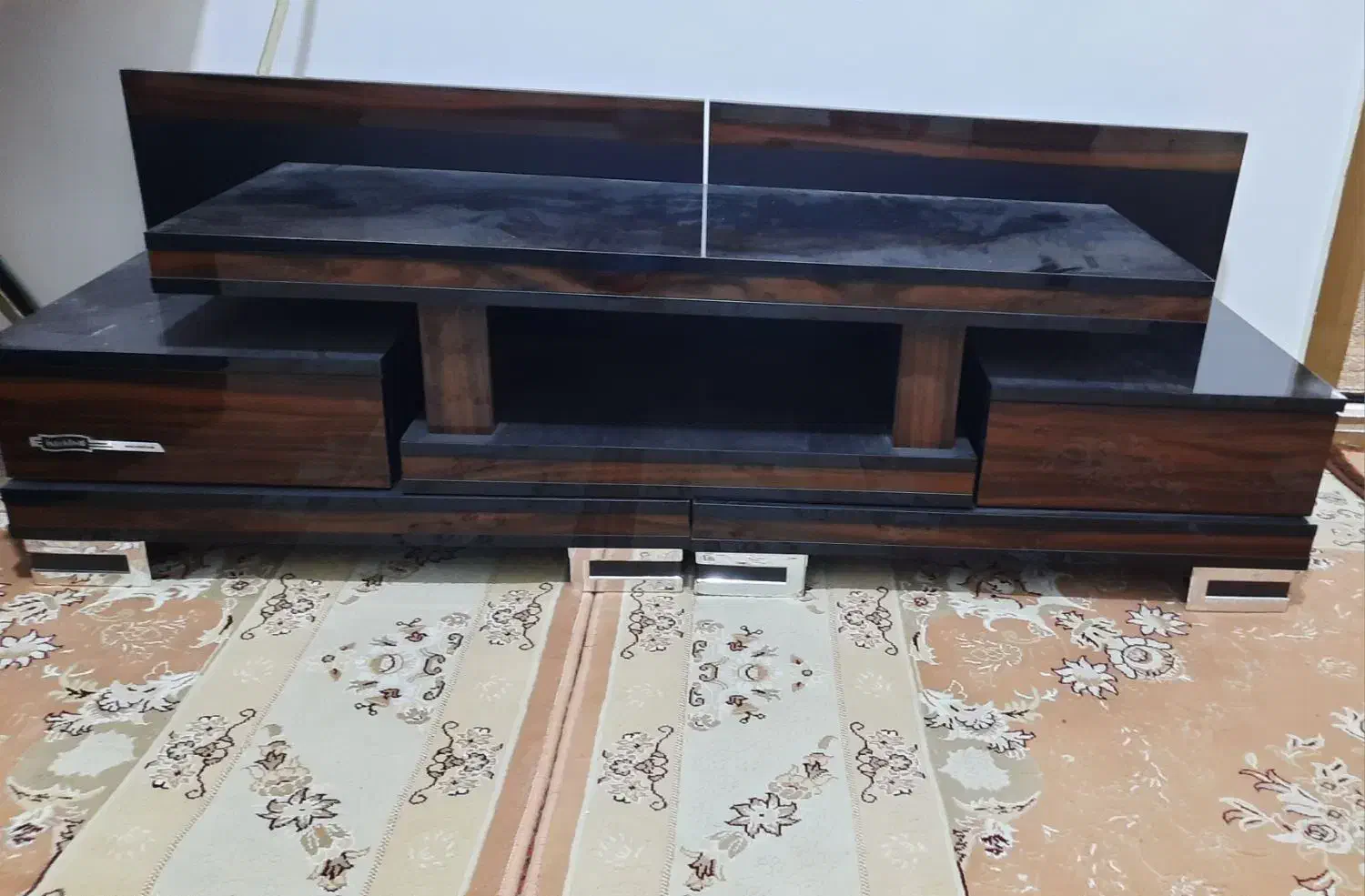 میز استکبال(اصل ترکیه)|بوفه، ویترین، کنسول|خوی, |دیوار