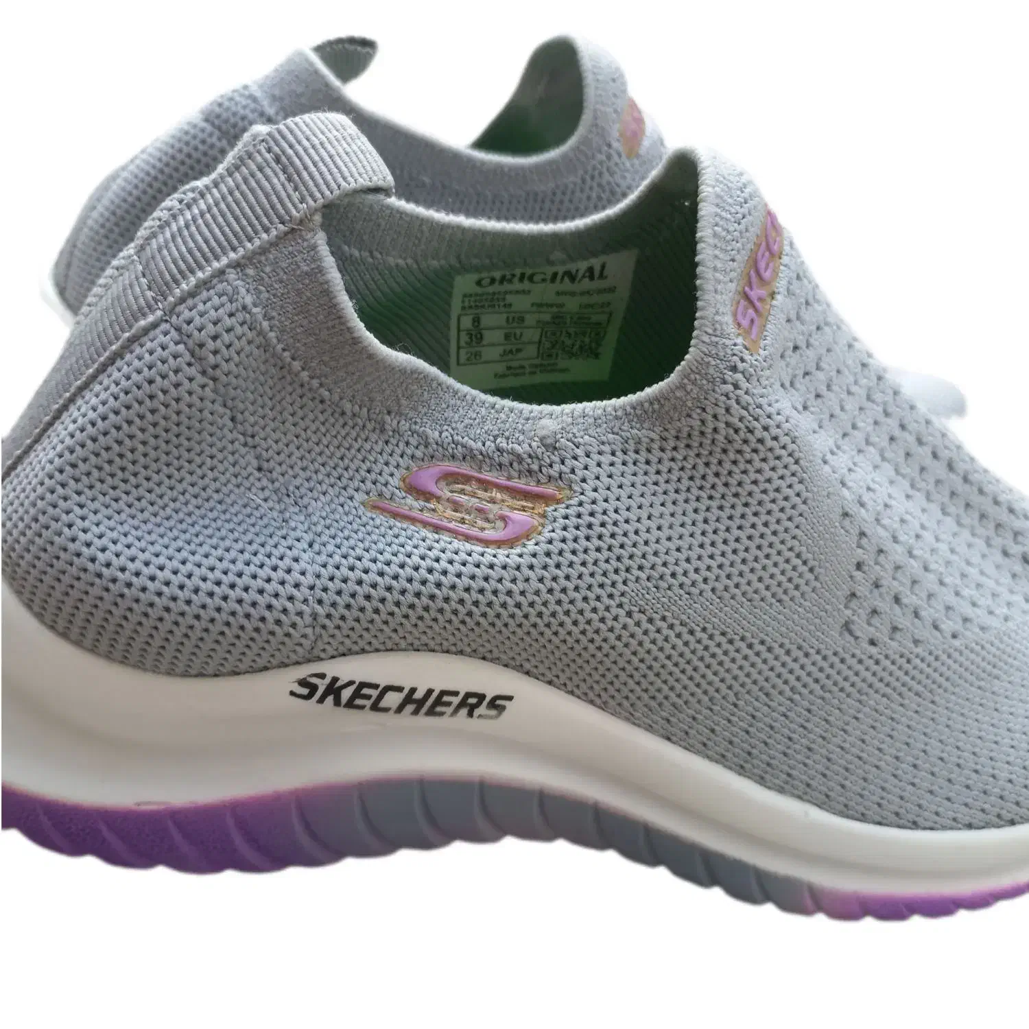 کفش کتونی راحت|کیف، کفش، کمربند|اصفهان, مصلی|دیوار