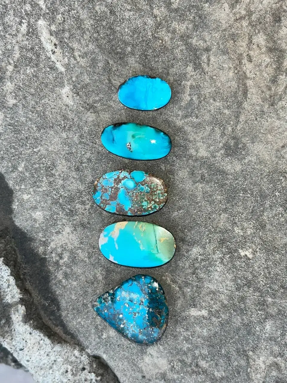 جواهرات دستبند چرم تابلو و سنگ نگین فیروزه|جواهرات|فردیس, نسترن غربی|دیوار