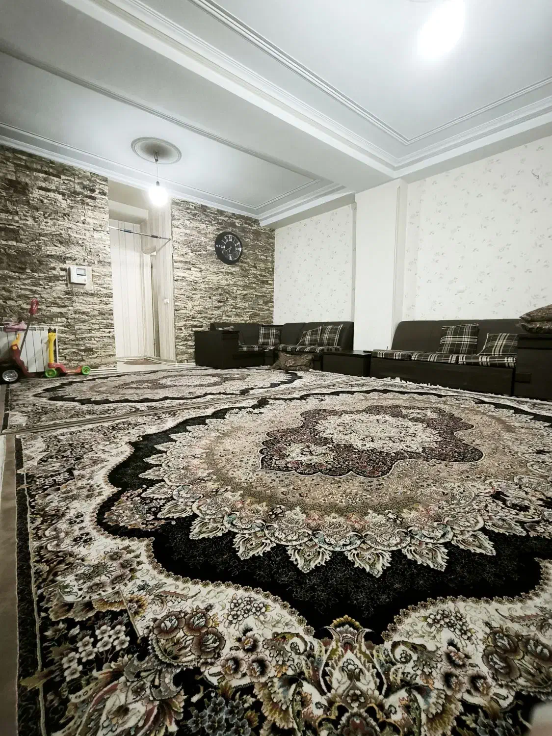 ۷۰متر ۱۶متری امیری/سالن مربع/گذرعریض/فولبازسازی