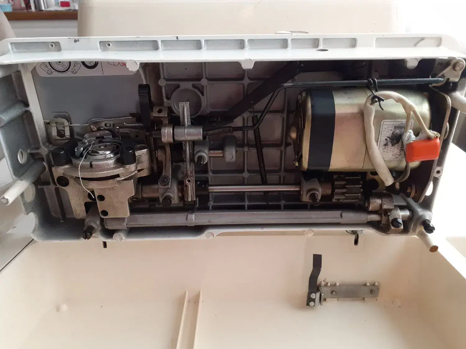 چرخ خیاطی ژانویه ۸۰۲ ژاپن|چرخ خیاطی و ریسندگی|ری, شهادت|دیوار