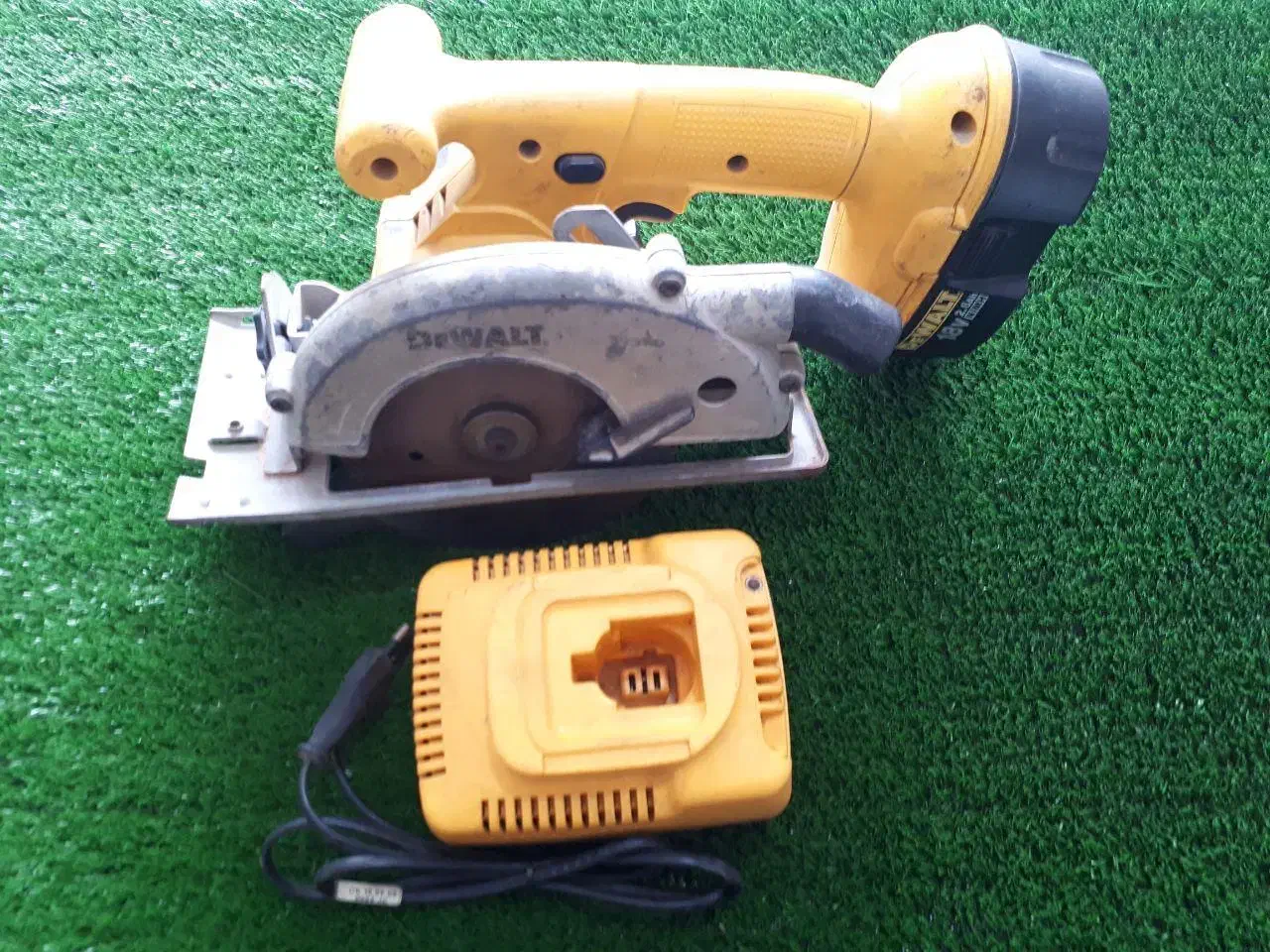 اره دیسکی دیوالت و...|ابزارآلات|بندر کنگان, |دیوار