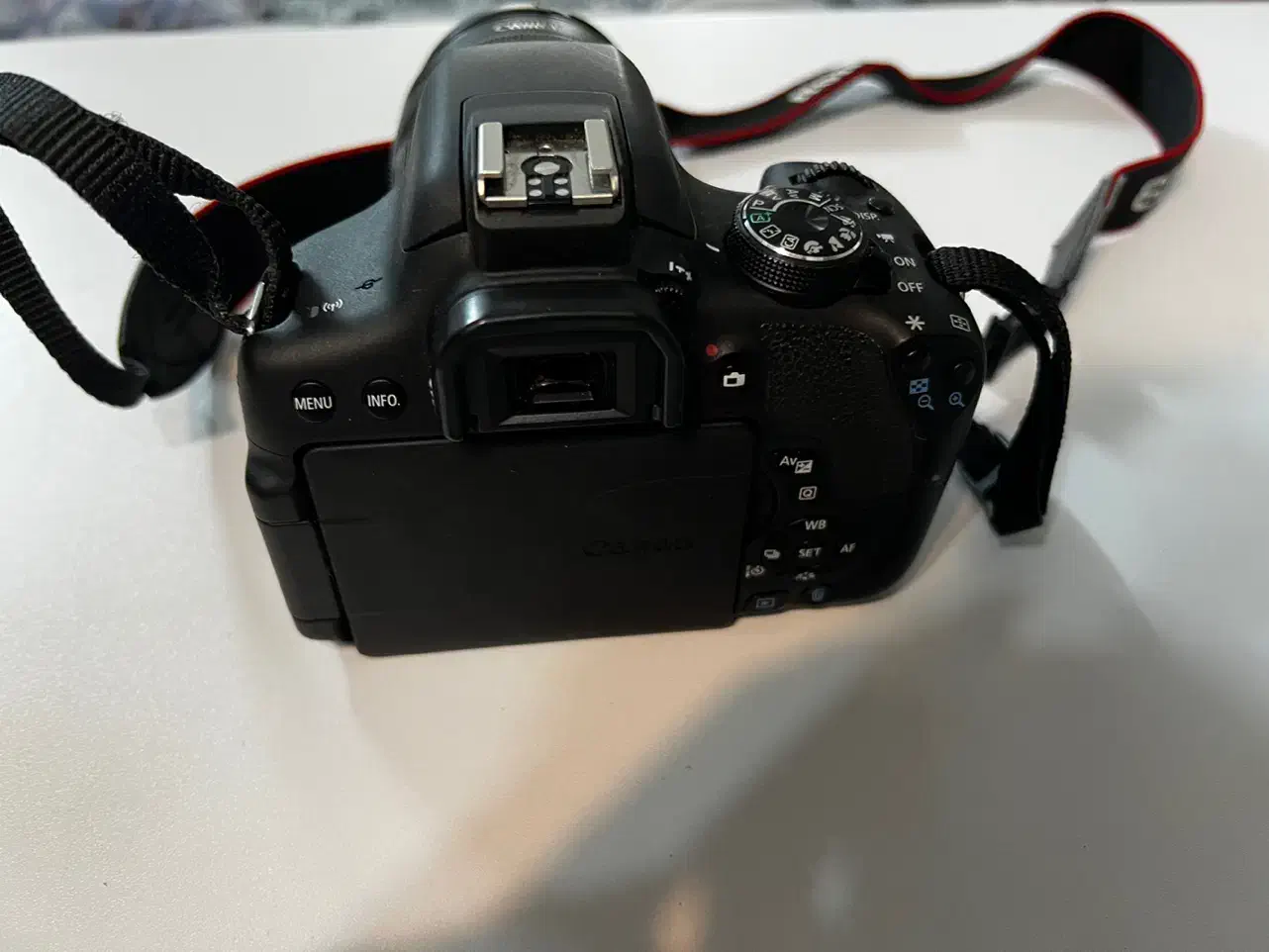 دوربین کنون|دوربین عکاسی و فیلم‌برداری|اسلام‌شهر, شهرک قائمیه|دیوار