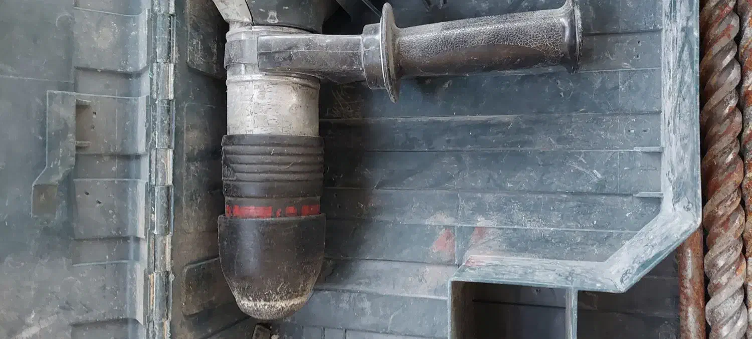 هیلتی ۵/۵ کیلویی بوش|ابزارآلات|شهرکرد, |دیوار