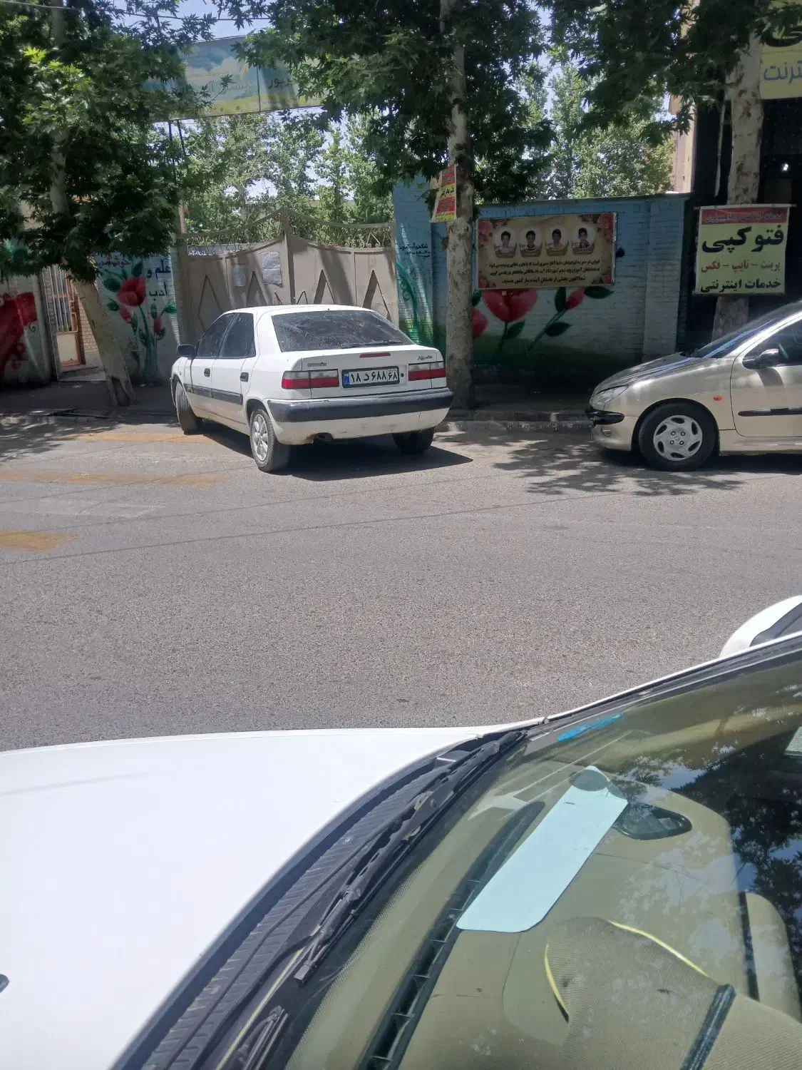 زانتیا ۲۰۰۰مدل۸۸ سفید|خودرو سواری و وانت|چهارباغ, |دیوار