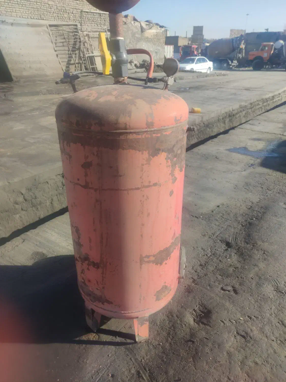 پمپ باد|ابزارآلات|مشهد, رباط طرق|دیوار