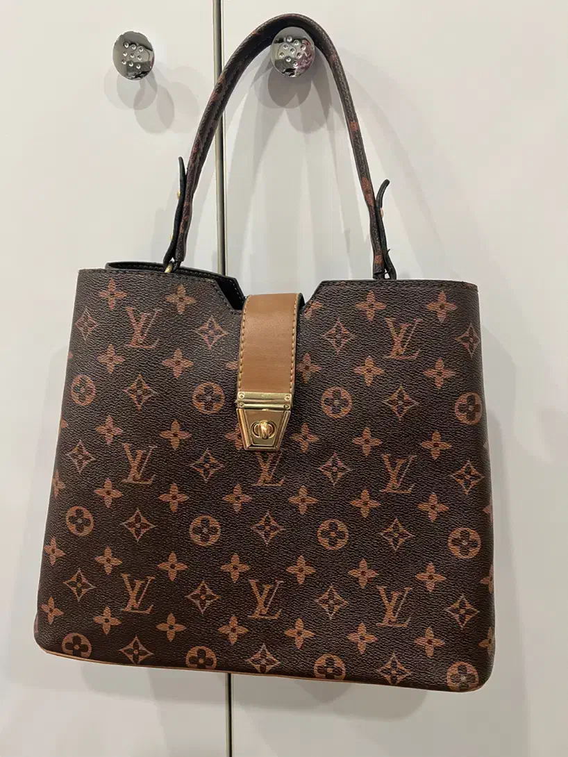 کیف|کیف، کفش، کمربند|کرج, کمال‌شهر|دیوار