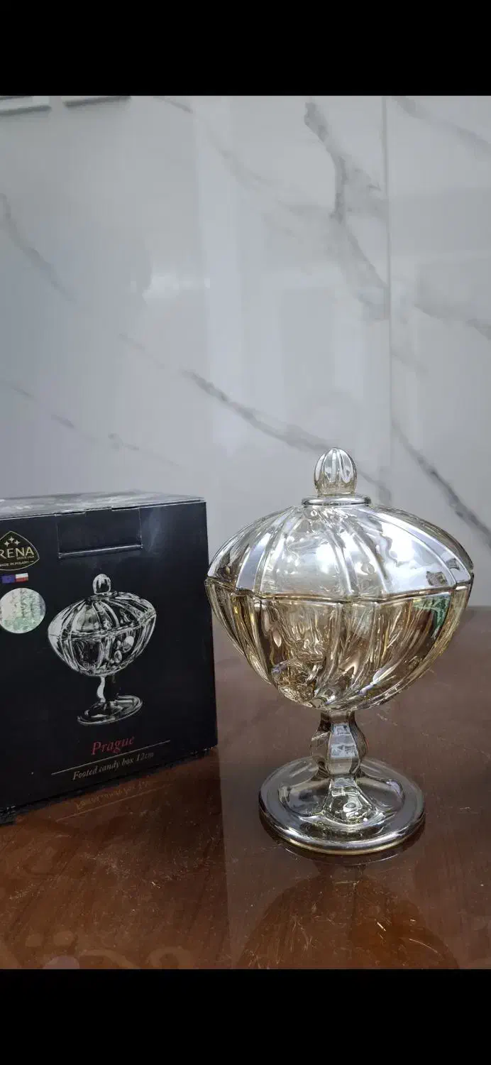 دو عدد کریستال پایه دار لهستان|ظروف سرو و پذیرایی|قم, شهرک قدس|دیوار