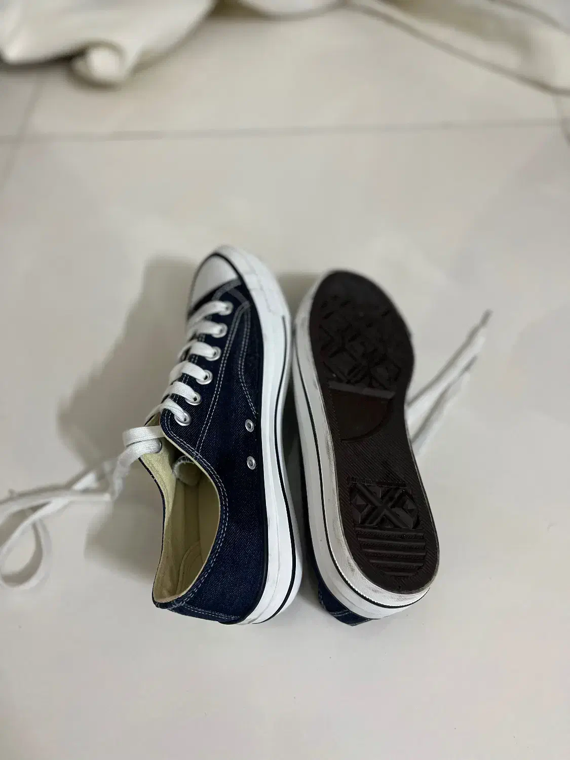 کتونی اسپرت|کیف، کفش، کمربند|هشتگرد, فاز ۷ مهستان|دیوار