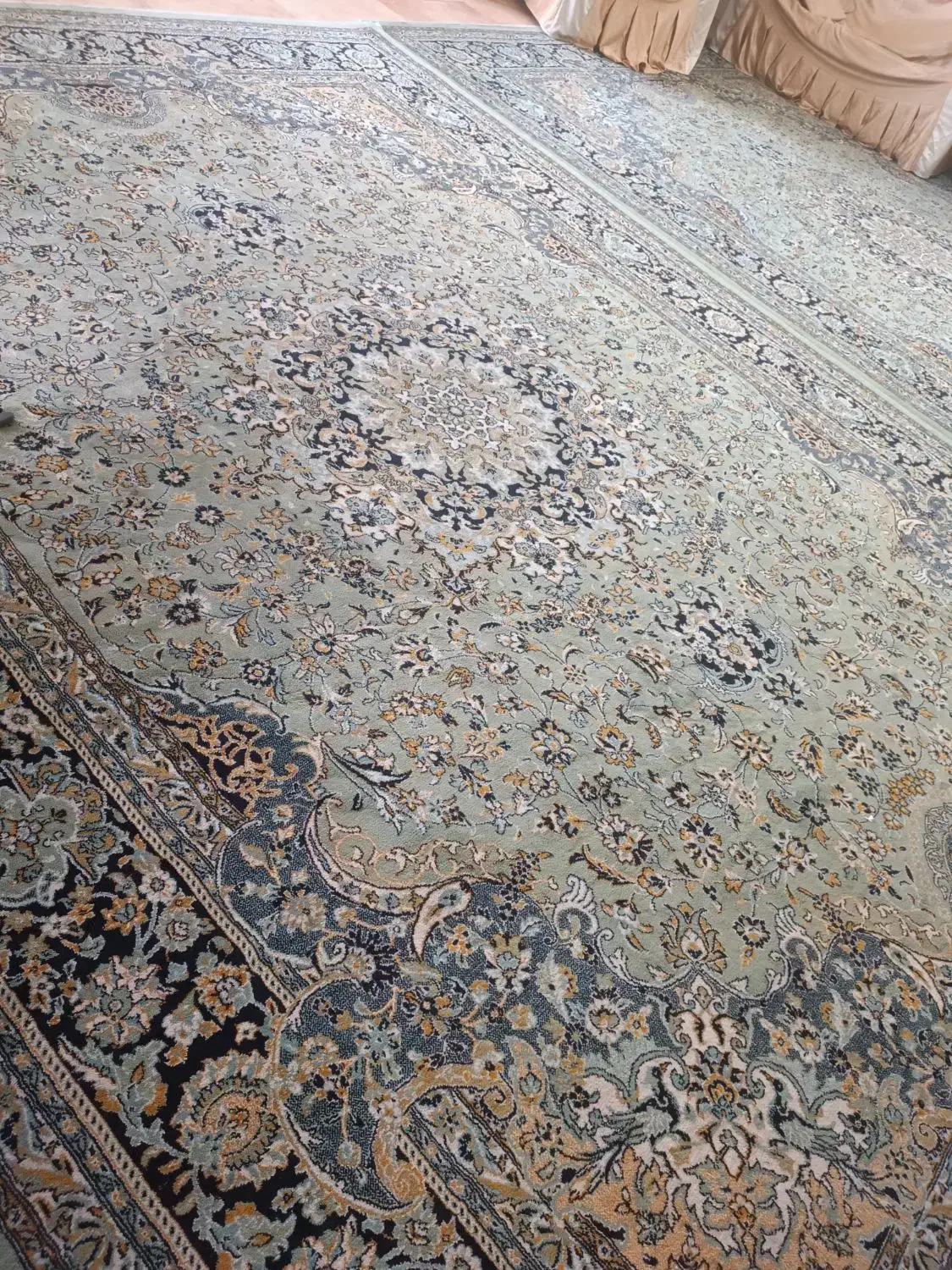 فرش ۱۲متری|فرش|ارومیه, |دیوار