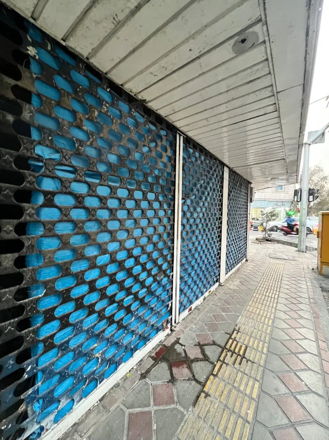 کرکره فلزی با فنر آلمانی سالم|مصالح و تجهیزات ساختمان|تهران, پرستار|دیوار