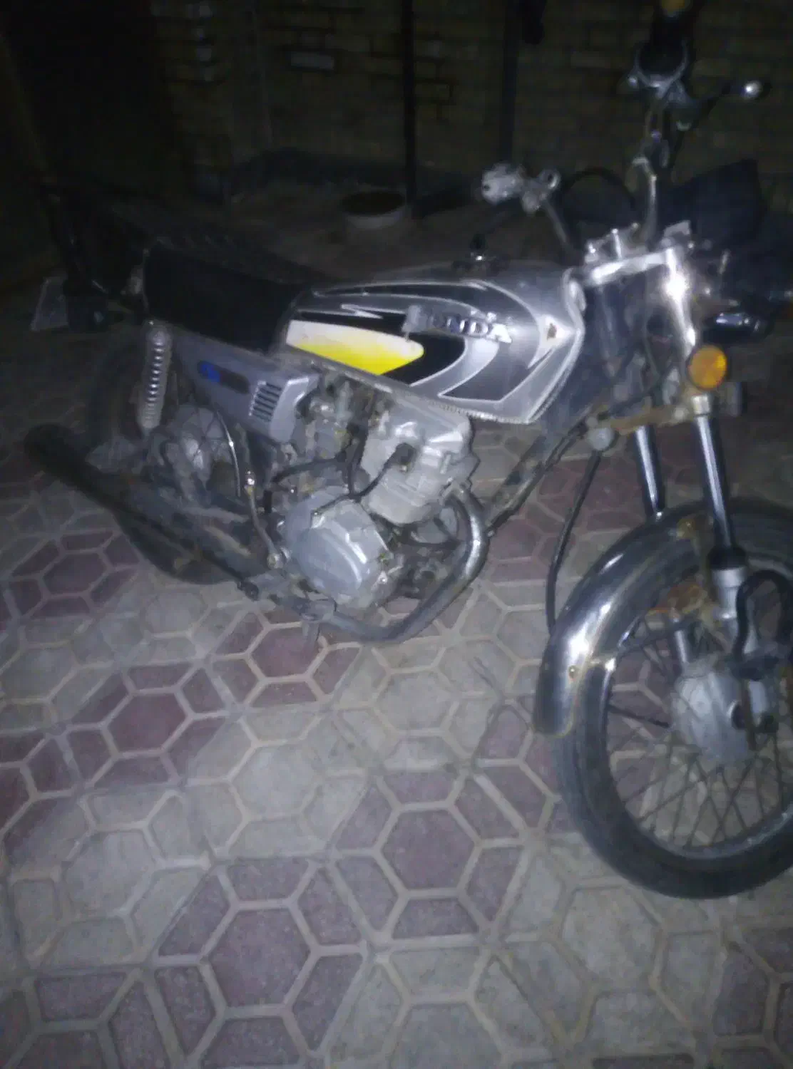 تیزتک 83پلاک ملی یک سال بیمه26ملیون|موتورسیکلت|شیراز, دلگشا|دیوار