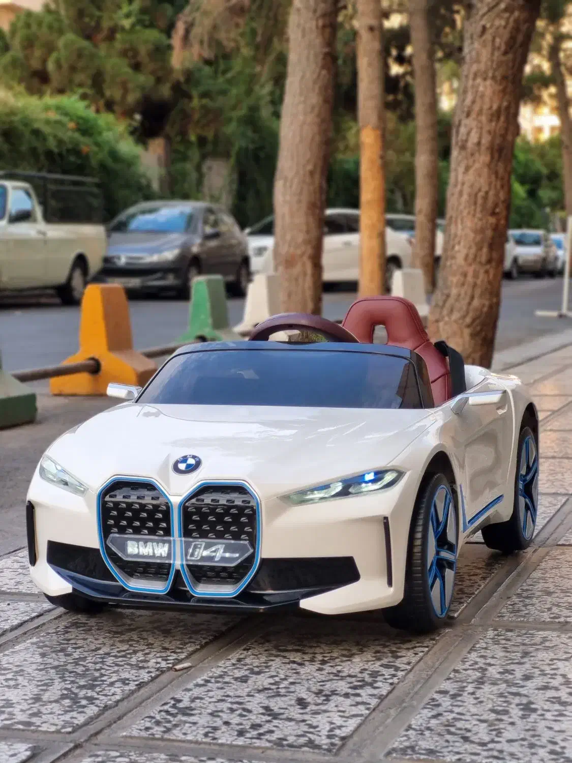 ماشین شارژی BMW i4 اورجینال|اسباببازی|تهران, شهرک صدرا|دیوار