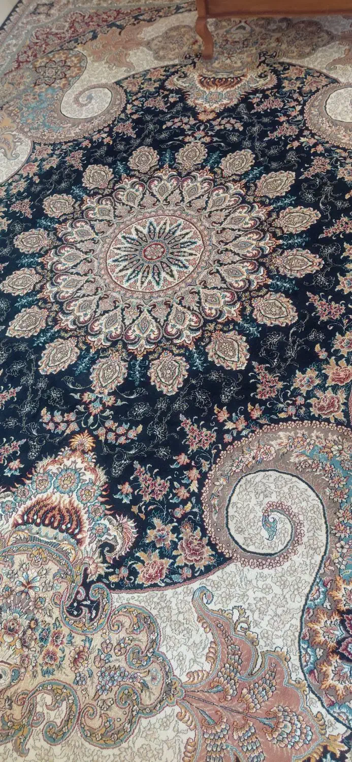 فرش ۱۲ و ۹ متری|فرش|کرمانشاه, |دیوار