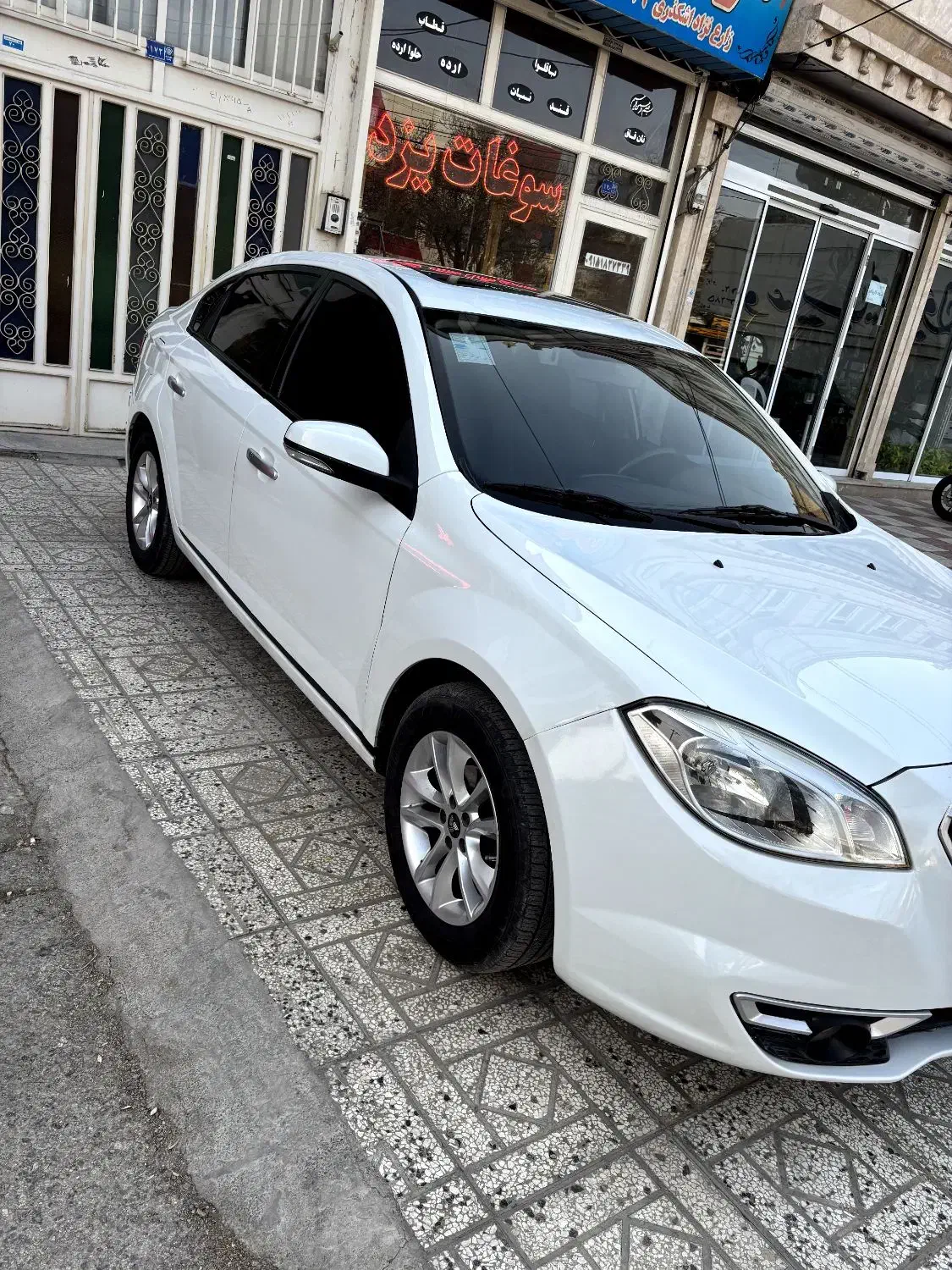 برلیانس مدل ۹۷ اتوماتیک h330|خودرو سواری و وانت|مشهد, حجت|دیوار