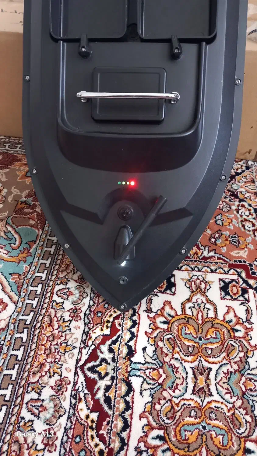 قایق طعمه پاش دومخزنه ماهیگیری|ماهیگیری|کرمانشاه, |دیوار