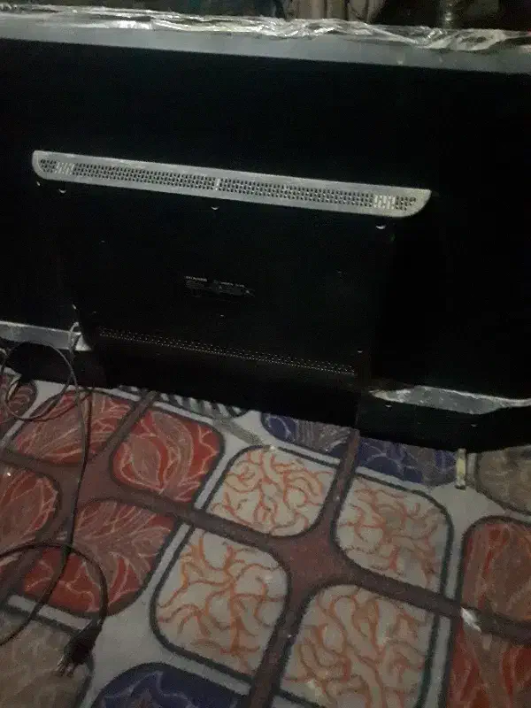 ۱۲۳|تلویزیون و پروژکتور|زابل, |دیوار