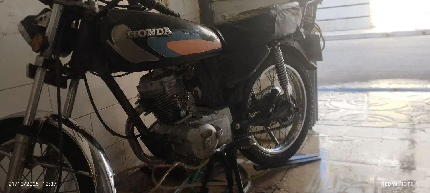 موتورمدل ۹۵ مدارک کامل|موتورسیکلت|قم, علی آباد سعدگان|دیوار