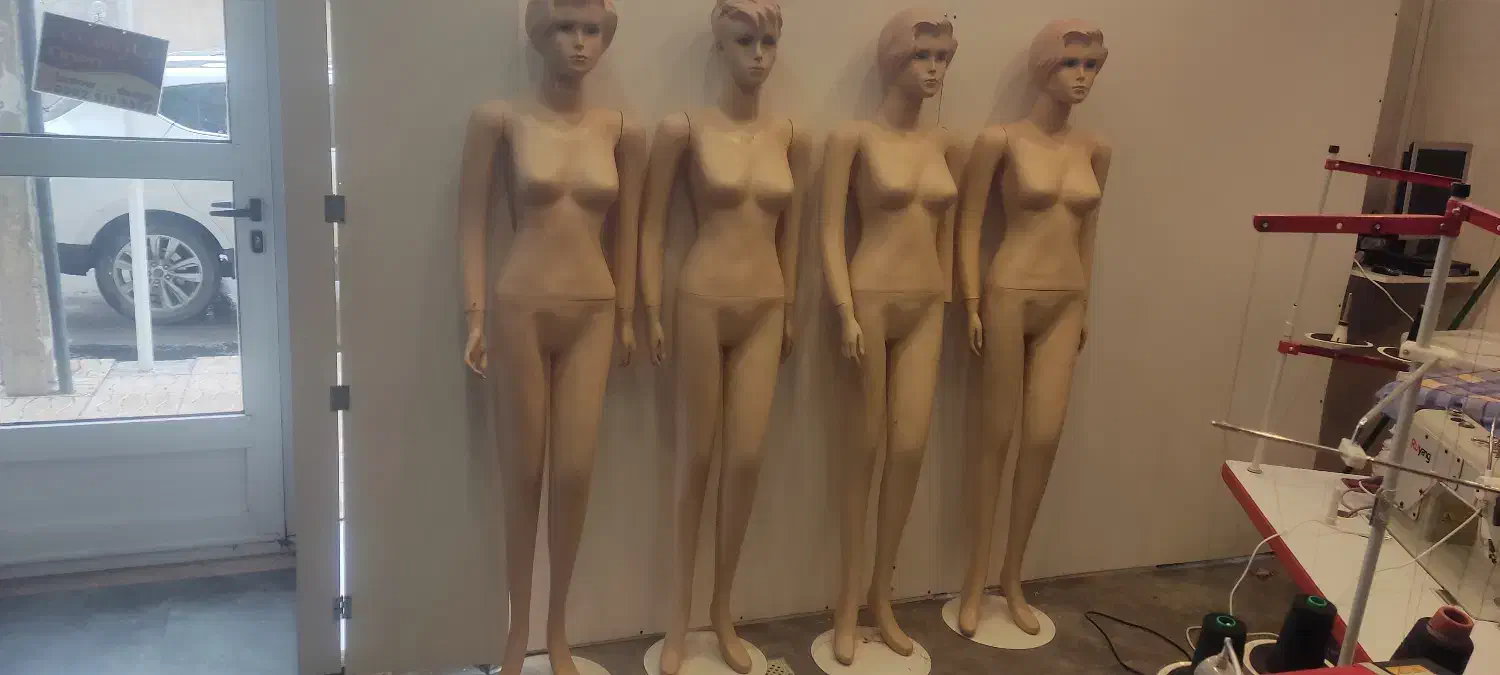 مانکن|فروشگاه و مغازه|میانه, |دیوار