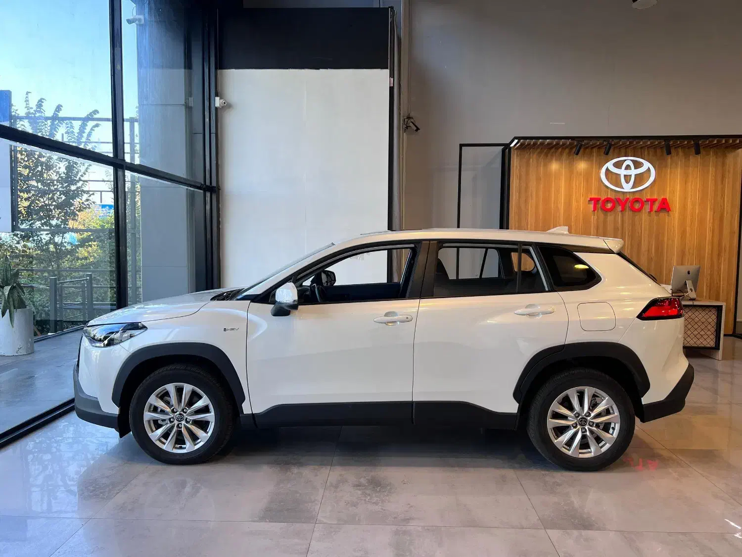 تویوتا کرولا کراس هیبرید 2025|خودرو سواری و وانت|رشت, فرزانه|دیوار